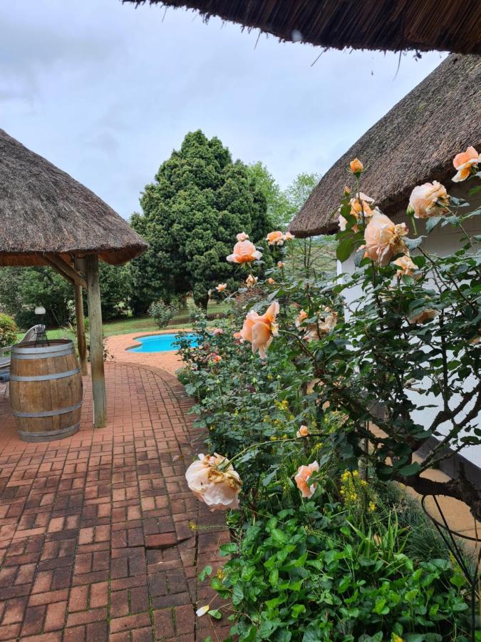 Piccadilly Farm Cottages Lions River 外观 照片