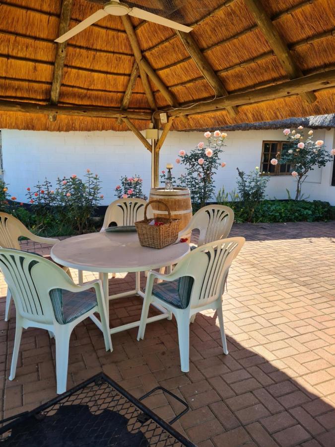 Piccadilly Farm Cottages Lions River 外观 照片