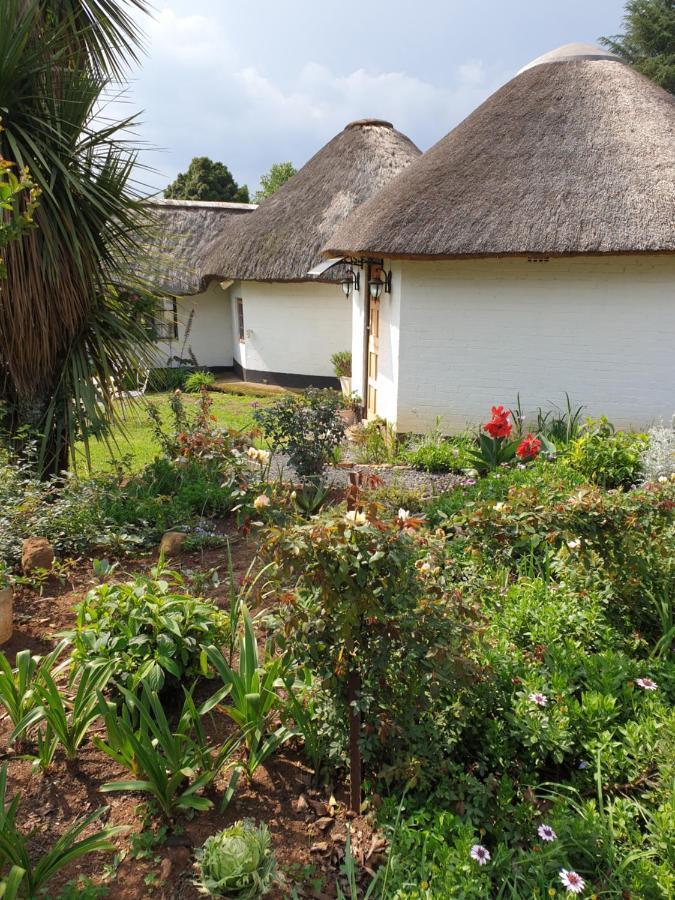 Piccadilly Farm Cottages Lions River 外观 照片